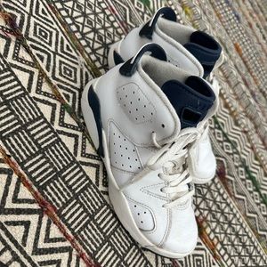 KIDS JORDAN 6 RETRO